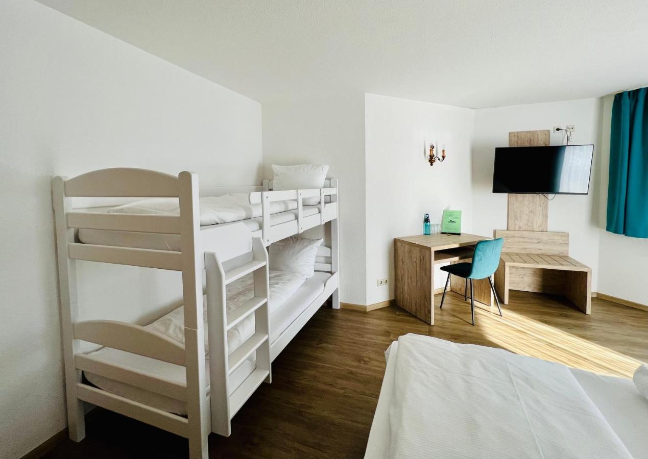 Landhotel Tanneneck - Ideal Fuer Gruppen, Familien Und Hunde Löffingen Kültér fotó